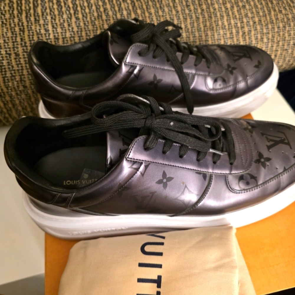 Louis Vuitton Beverly Hills Sneakers Men's Size 9.5 - Picture 7 of 12